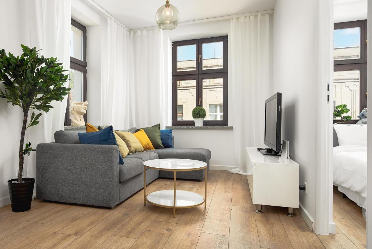 Modern apartment on Kilińskiego Street Łódź Buitenkant foto